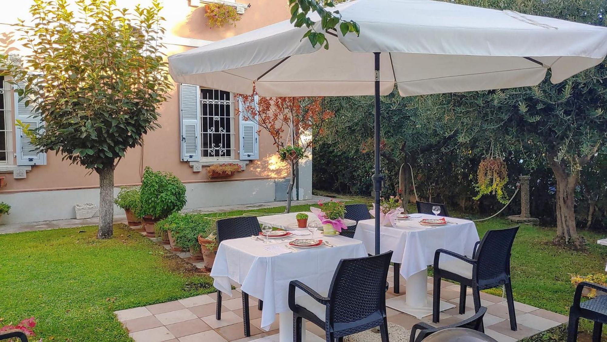 فانو Villa Liberty B&B المظهر الخارجي الصورة